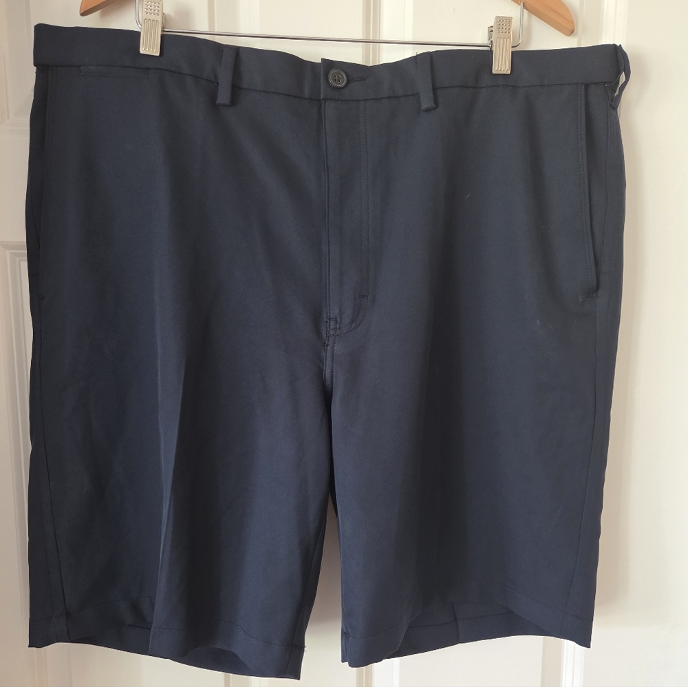 Haggar Men's Dark Blue Flat Front Shorts Size 42 Waist